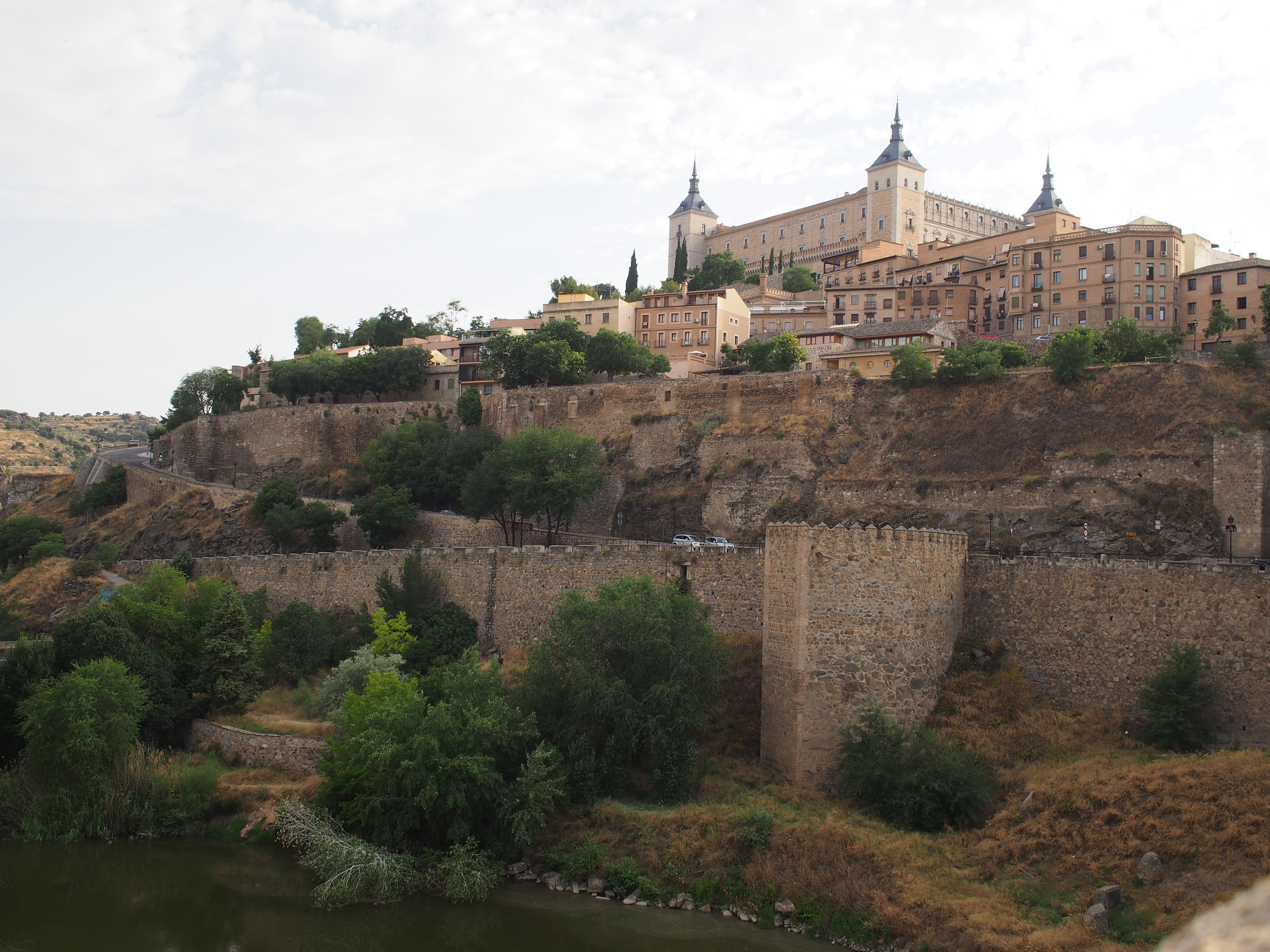 二週間でスペイン旅行 どこへ行く 何をする オススメ旅程を紹介